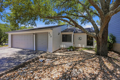 212 Overlook Ct — photo 2