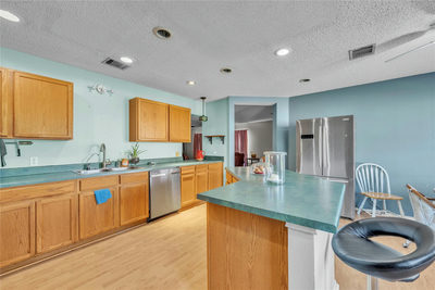 711 Palitine Ln — photo 4