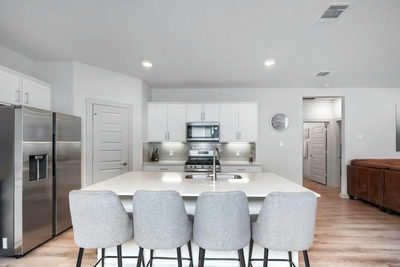 233 NEW HAMPTON Way — photo 5