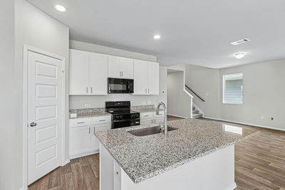 370 Golden Paint Trl — photo 3