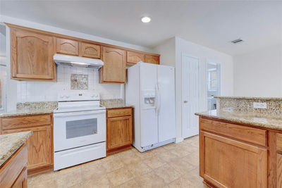 324 Avalanche Ave — photo 2
