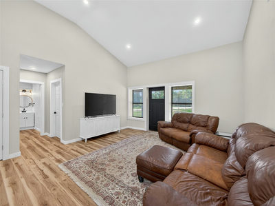 411 Avila Ln — photo 5