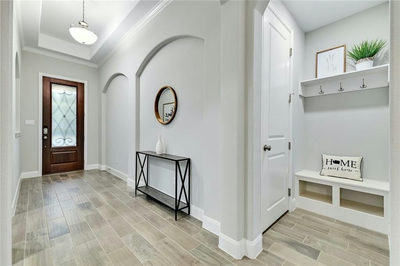 204 Maxwell Way — photo 3