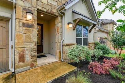 204 Maxwell Way — photo 2