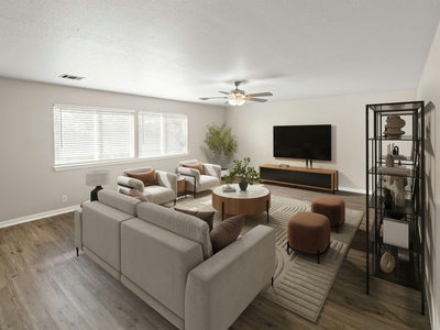 8001 Brienne Dr — photo 2