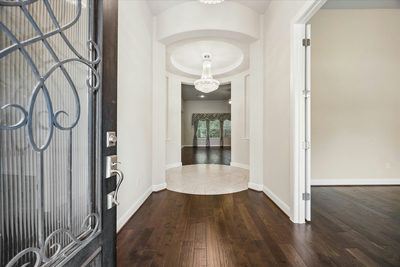 365 Arapaho Dr — photo 2