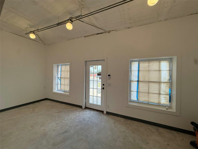 117 S Main St — photo 4