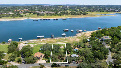 20808 Lakeshore Dr W — photo 2