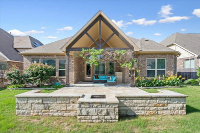 3916 Octavia Dr — photo 2