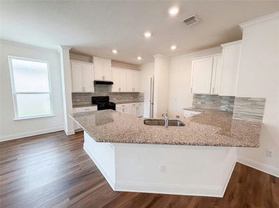 401 Fort William St #33 — photo 2