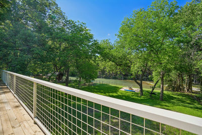 716 River Cliff Dr — photo 2