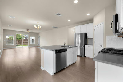112 Creek Plum Ct — photo 3