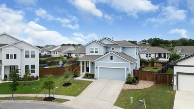 112 Creek Plum Ct — photo 2