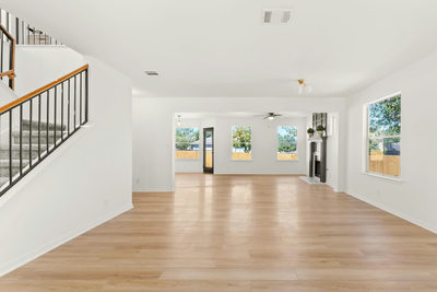 208 Langely St — photo 5