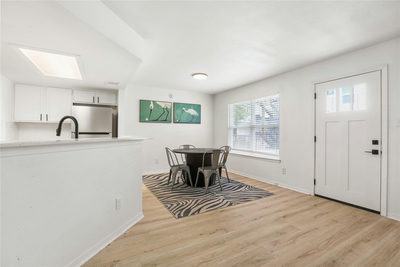 923 E 41st St #102 — photo 3