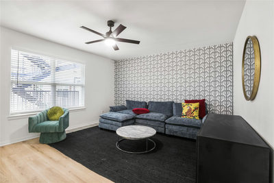 923 E 41st St #102 — photo 4