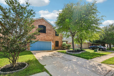 112 Floating Leaf Dr — photo 3