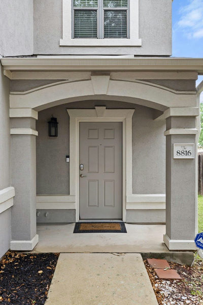 8816 Milton Lease Dr — photo 3