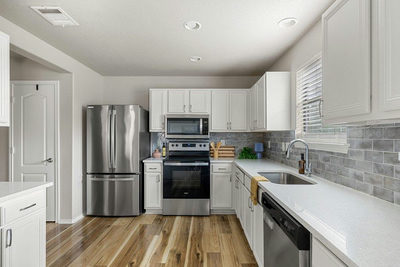 8816 Milton Lease Dr — photo 2