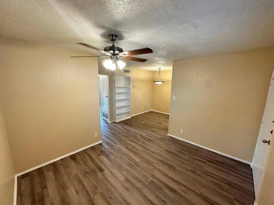 2401 Manor Rd #220 — photo 4