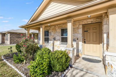 704 Mitchell Dr — photo 4