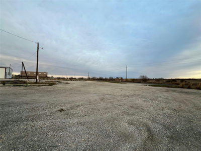 14201 S State Highway 95 — photo 2