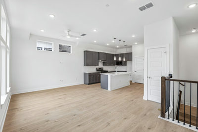 200 W 56th St #1104 — photo 2