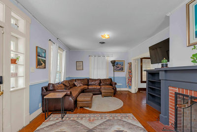 706 W 11th St — photo 5