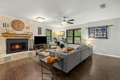 302 Schramm Rd — photo 4