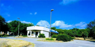 8610 N Mopac Expy — photo 2