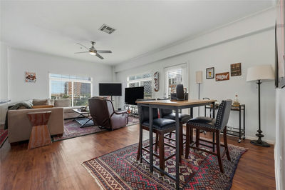 910 W 25th St #507 — photo 3