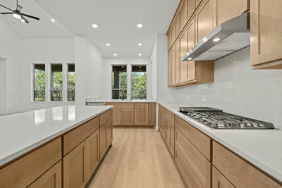 1309 White Daisy Ln — photo 3