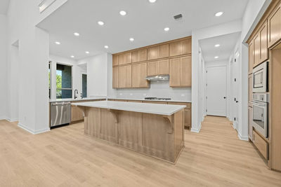 1309 White Daisy Ln — photo 2