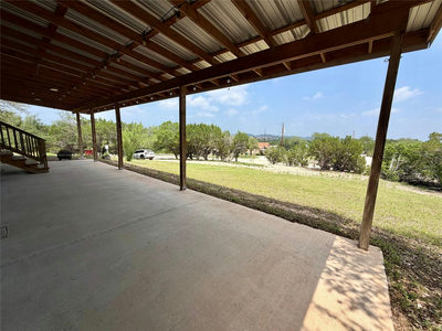 19511 Blanco Dr — photo 2