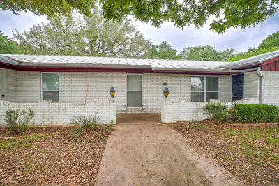 204 Maynard St — photo 4