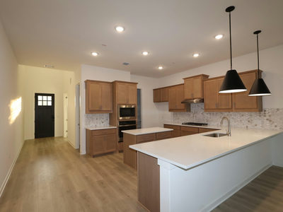 832 Purmela St — photo 4