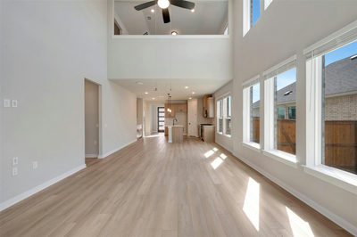 635 Clarissa St — photo 3