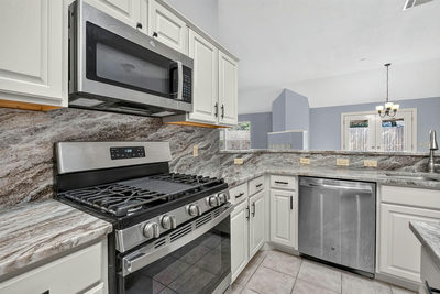 4110 Paseo Dr — photo 3