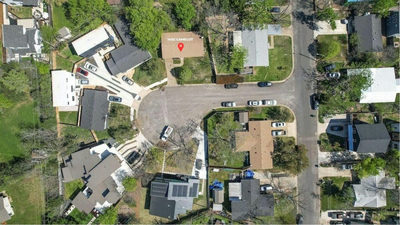 1402 Camelot Cir — photo 2
