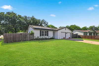 7106 Moat Cv — photo 3