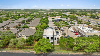 10513 W Parmer Ln — photo 5