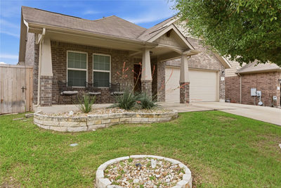 486 Pond View Pass — photo 2