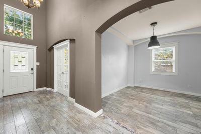 411 Olmos Dr — photo 4