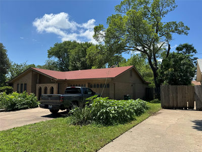 2701 Thrushwood Dr — photo 3