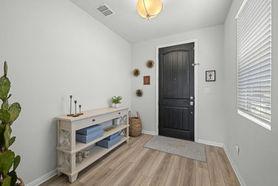 2049 Winston Way — photo 4