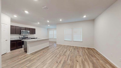 553 Hector Loop — photo 3