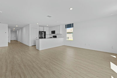 13216 Eastland Dr — photo 2