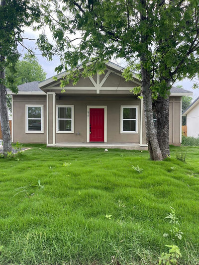 610 Pecan Valley Dr — photo 2
