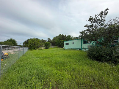526 Scott Way — photo 2