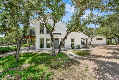 101 Chapparal Dr — photo 2